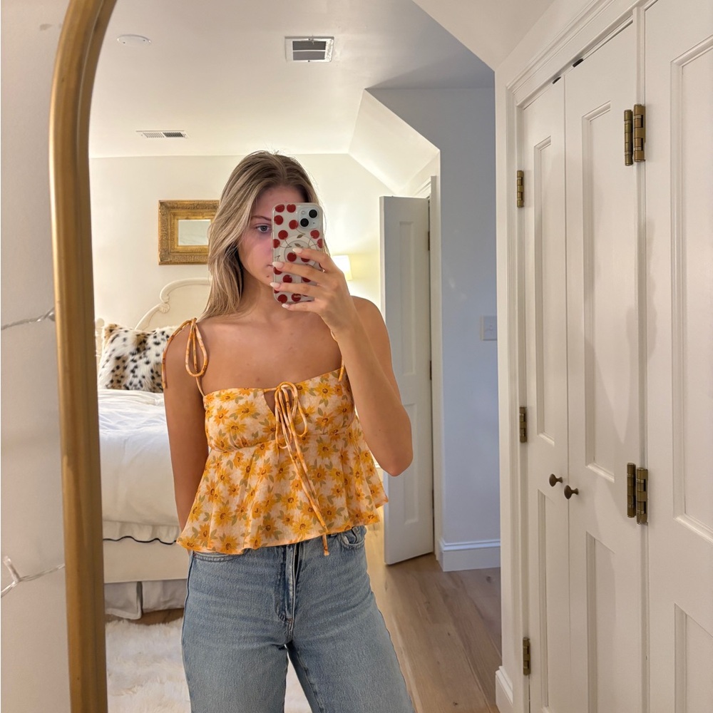 Showpo. Sunflower top
